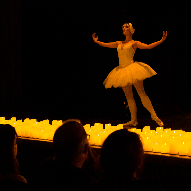 Candlelight Ballet Tchaikovsky's Swan Lake & More